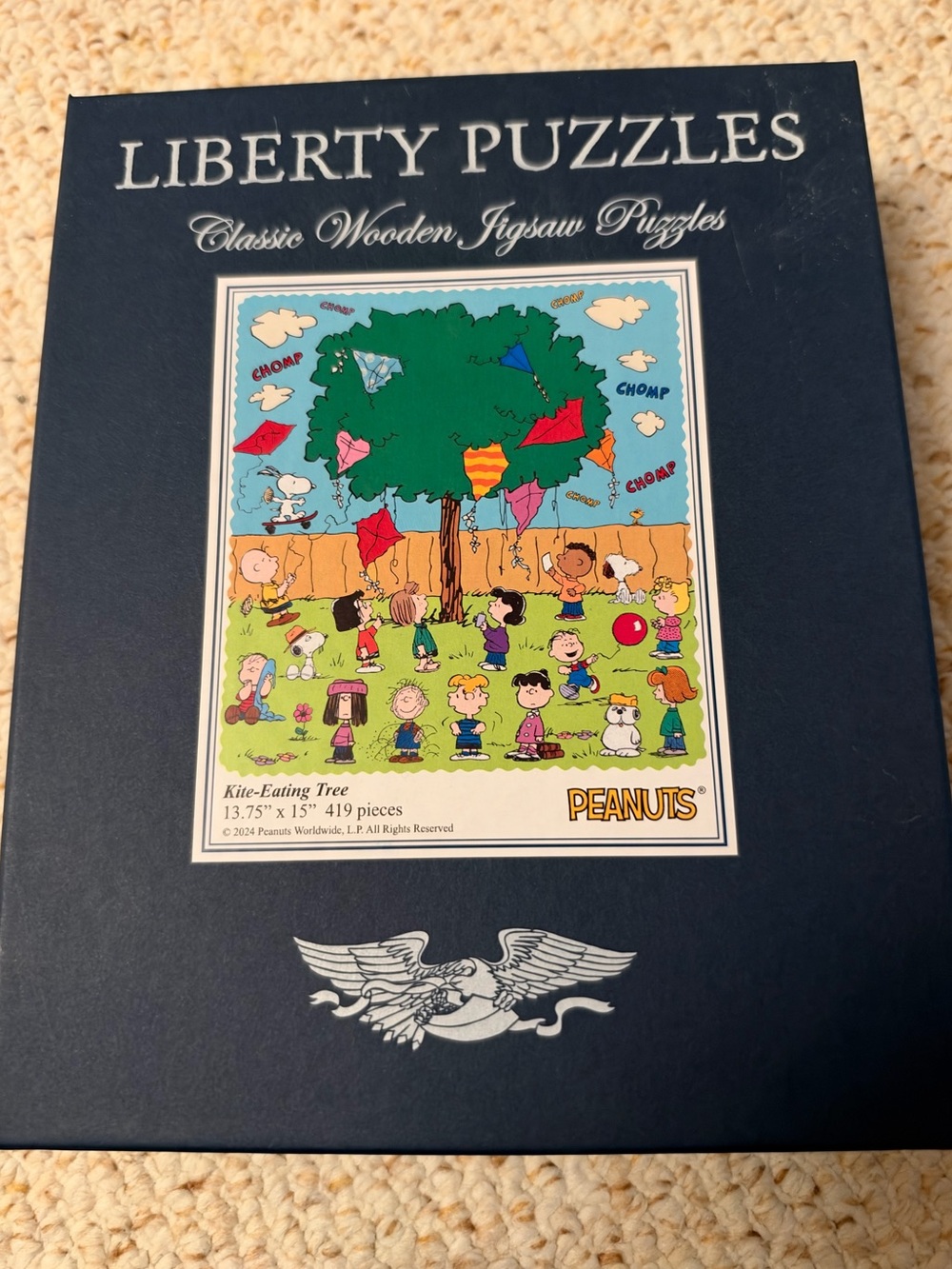 Liberty Puzzle Classic Wooden Jigsaw Puzzle Peanuts Kite-Eating Tree